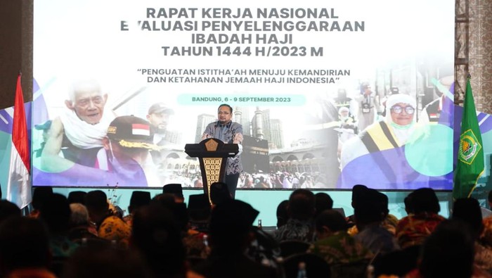 Menteri Agama RI Yaqut Cholil Qoumas membuka Rakernas Evaluasi Haji 2023