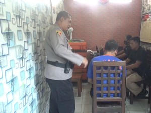 Gagal Maling Motor, Pria di Purwakarta Bonyok Diamuk Massa