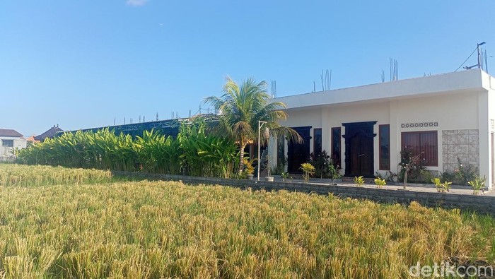 Penampakan rumah Reyna Usman yang digeledah KPK di Bali.