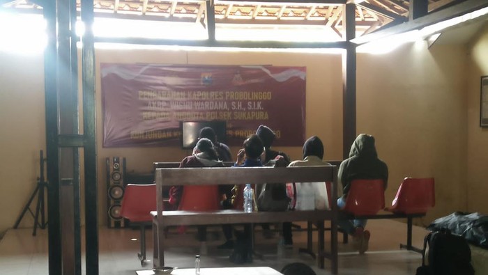 Polisi memeriksa 6 orang diduga penyebab kebakaran Gunung Bromo
