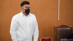 Potret Shane Lukas Berdoa Jelang Sidang Vonis
