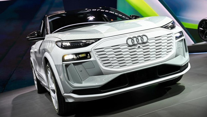 An Audi Q6 e-tron is displayed during an event a day ahead of the official opening of the 2023 Munich Auto Show IAA Mobility, in Munich, Germany, September 4, 2023. REUTERS/Angelika Warmuth