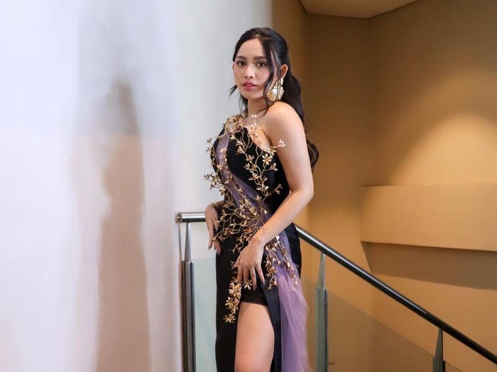 rachel vennya