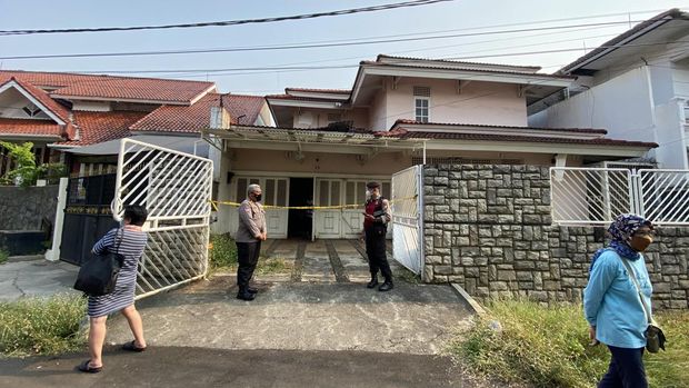 Rumah lokasi penemuan mayat tinggal kerangka di Cinere, Depok (Devi/detikcom)
