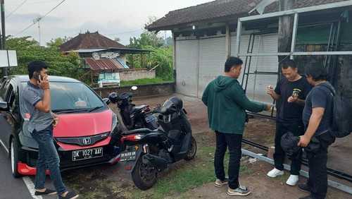 Satreskrim Polres Karangasem menangkap KJA di Jalan Raya Temega, Karangasem yang mencuri uang di sebuah toko pada Rabu (6/9/2023) (Dok. Polres Karangasem)