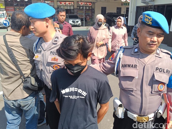 Sejoli pembuang bayi hasil hubungan gelap ditangkap Tim Sat Reskrim Polresta Cilacap, Kamis (7/9/2023).