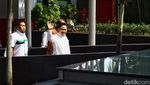 Tiba di KPK, Cak Imin Lambaikan Tangan ke Wartawan