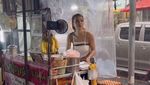 10 Potret Penjual Roti Cantik Viral di Thailand, Kini Jadi YouTuber!