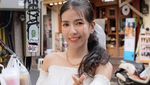 10 Potret Penjual Roti Cantik Viral di Thailand, Kini Jadi YouTuber!
