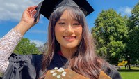 Amanda Caesa juga di tahun ini telah lulus kuliah jurusan desain grafis di salah satu universitas di Inggris. (Foto: Instagram @amandacaesaa)