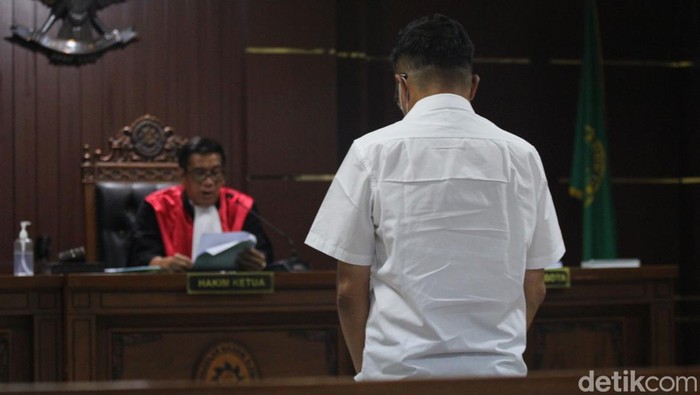 Budi Mulyana divonis penjara 16 tahun penjara dan dibebankan membayar biaya restitusi sebesar Rp 19,3 juta oleh majelis hakim PN Sleman, Jumat (8/9/2023).