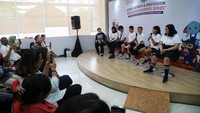 Talkshow Building Character Through Childrens Literacy ini bertujuan untuk memperluas kreativitas dan menumbuhkan pendidikan karakter melalui buku cerita anak. 