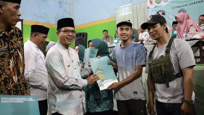 Bupati Bandung Dadang Supriatna