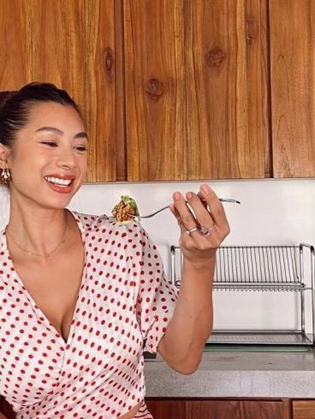 Keseruan Jennifer Bachdim saat Masak hingga Jajan di Bangkok