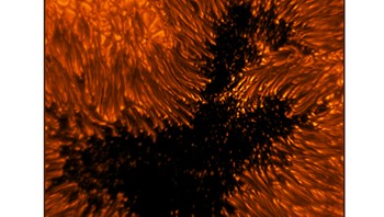 Dengan menggunakan data DKIST, para ilmuwan berharap dapat menjawab beberapa pertanyaan terbesar tentang Matahari, seperti mengapa atmosfer luar Matahari atau korona, jauh lebih panas dibandingkan permukaan Matahari. Foto: National Solar Observatory