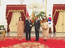 Jokowi dan Presiden Korea Selatan Bahas Ekosistem EV di Indonesia