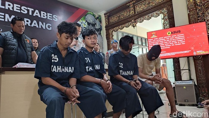 Gerombolan orang yang menyerang pemuda di Jalan Pengapon Kota Semarang ditangkap. Mereka dihadirkan dalam jumpa pers Polrestabes Semarang, Jumat (8/9/2023).