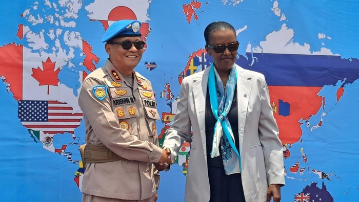 Kadiv Hubinter Polri Irjen Krishna Murti dan Senior Representative Secretary General Valentine Rugwabiza.