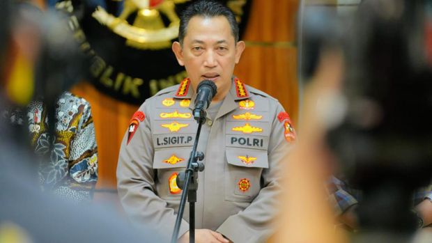 Kapolri Jenderal Listyo Sigit prabowo saat konferensi pers di Kemenkopolhukam.