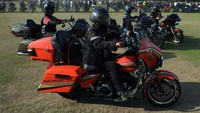 Festival otomotif itu diikuti ratusan peserta dari kalangan pencinta motor gede di seluruh Indonesia.