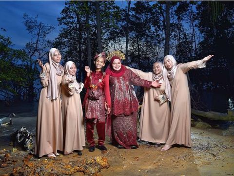 pasangan Putera Hafizuddin Sa'aidin dan Siti Nurain Md Zamry, viral di media sosial. pasangan Putera Hafizuddin Sa'aidin dan Siti Nurain Md Zamry, viral di media sosial.