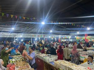 Sejarah Pasar Kembang Surabaya yang Kini Jadi Sentra Kue Tradisional
