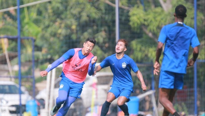 Pemain PSIS, M Sabillah dan Gian Zola berpeluang menjadi starter dalam laga ujicoba melawan Selangor FC di Stadion Jatidiri Semarang. Foto diunggah Jumat (8/9/2023).