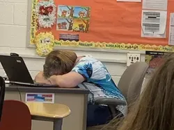 Potret Kesialan yang Dialami Warganet, Bikin Ngelus Dada