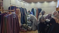 Ada 115 UMKM berpartisipasi dengan produk-produk halal terbaik mulai dari travel, pariwisata, fashion, hotel, properti, produk kecantikan, keuangan syariah, haji dan umroh, hingga kuliner.