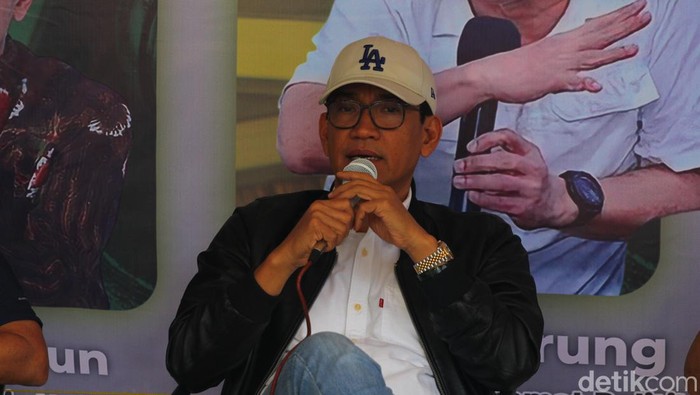 Refly Harun jadi salah satu pembicara diskusi di Kopi Nuri, Sleman, Jumat (8/9/2023).