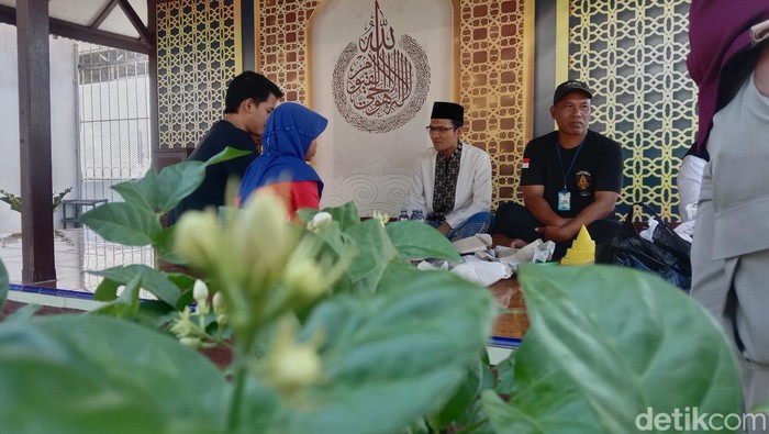 Tradisi unik bagi anak yang lahir terlilit tali pusat di Kabupaten Indramayu