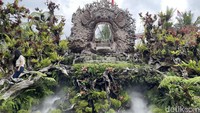 Traveler yang ingin berkunjung, disarankan untuk datang pagi atau sore hari untuk mendapatkan hasil foto terbaik. Jangan lupa selalu menjaga kebersihan dan jangan menginjak tanaman ya traveler!