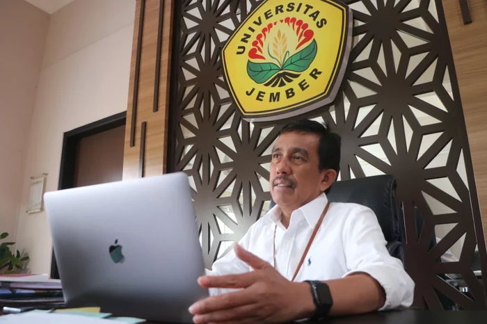 Warek Unej sebut aturan tak wajib skripsi akan diterapkan pada tahun akademik 2024/2025