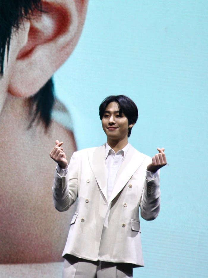Ahn Hyo Seop menggelar fanmeeting di Jakarta.