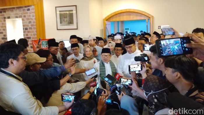 Anies-Cak Imin di Surabaya