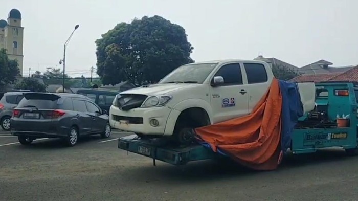 Barang bukti mobil yang dicuri oleh pelaku