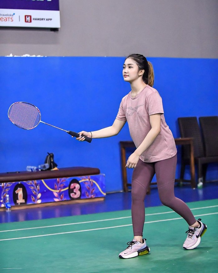 chandrika chika chandrika chika