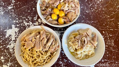 Sarapan Bakmi Ayam Kampung Enak Paling Legendaris di Jakarta Barat