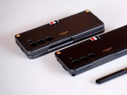 Mewah! Unboxing Samsung Galaxy Z Fold 5 Thom Browne Harga Rp 50 Juta