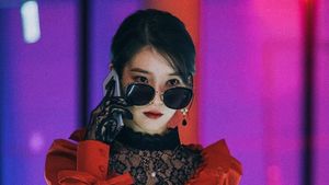7 Gaya Ikonik Artis Korea di Drakor, IU Tampil Cetar Jadi CEO Hotel Hantu