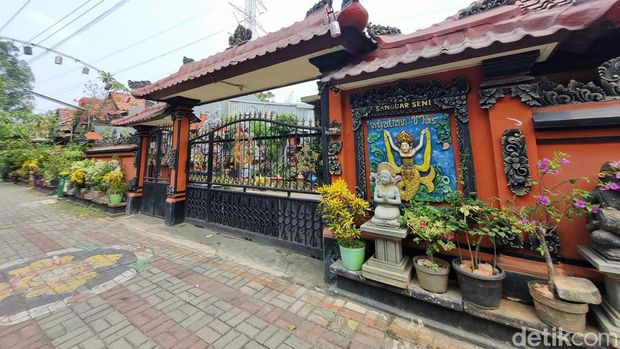 Kampung Bali di Bekasi.