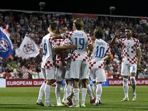 Kroasia Vs Latvia: Modric Cs Menang Telak 5-0