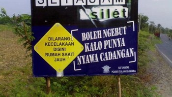 Awas tikungan setajam silet. Foto: Internet