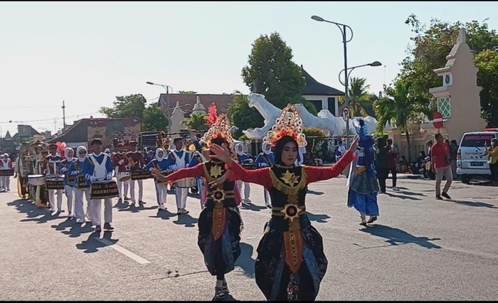 Pawai Budaya Meriahkan Pesta Rakyat Simpedes 2023 di Ponorogo