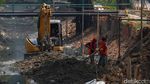 Proyek Pembangunan Turap Kali Pulomas Terus Dikebut