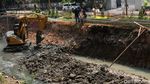 Proyek Pembangunan Turap Kali Pulomas Terus Dikebut