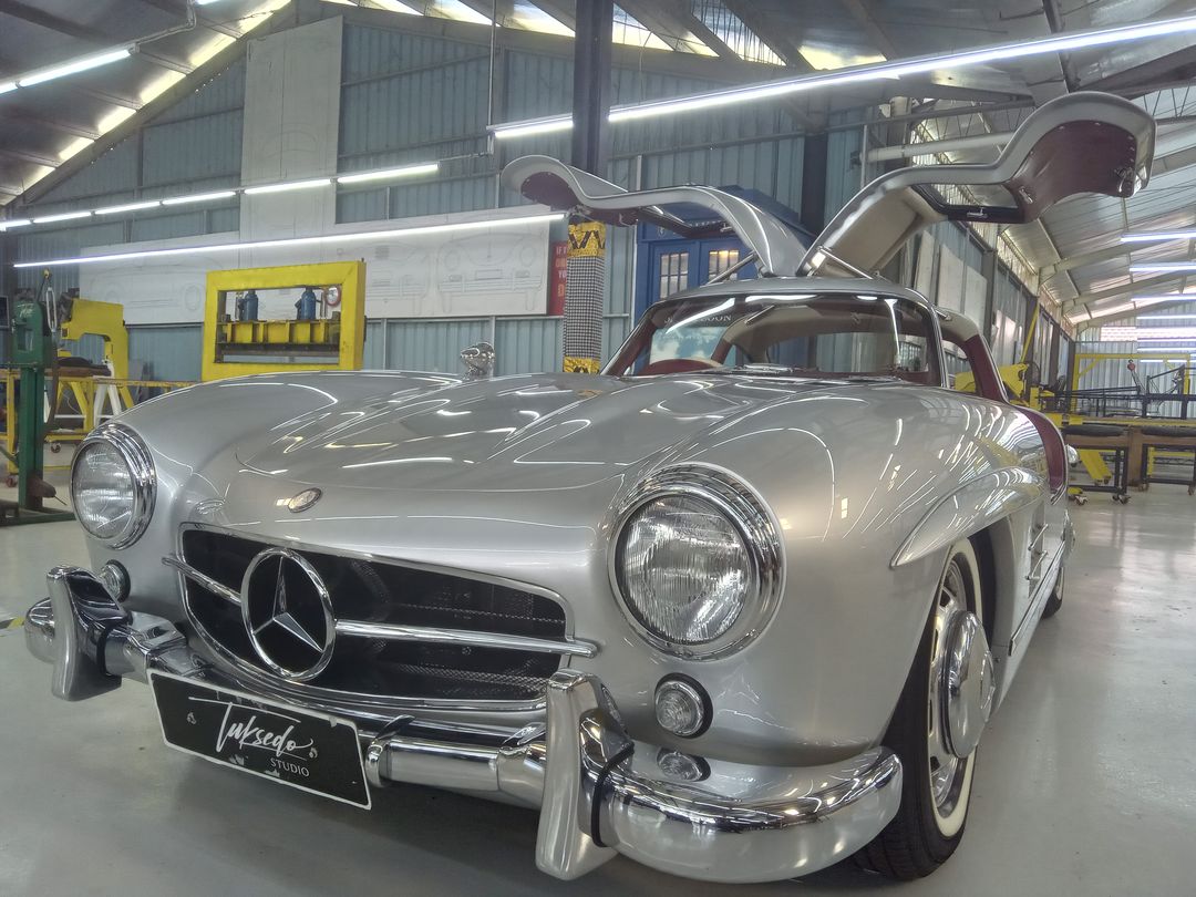 Mercedes Benz 300sl заброшенный
