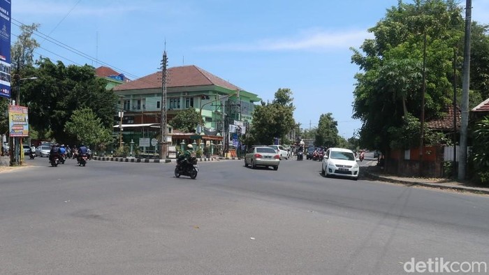 Simpang empat Palbapang di Kalurahan Palbapang, Kapanewon Bantul, Kabupaten Bantul, Jumat (8/9/2023).
