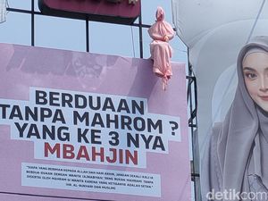 Kata Polisi Soal Pocong Nongkrong di Baliho Garut