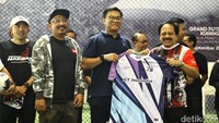 Para peserta menghadiri pertandingan futsal dalam rangka Hari Bhakti Postel ke-78, di Jakarta, Sabtu (9/9/2023).
